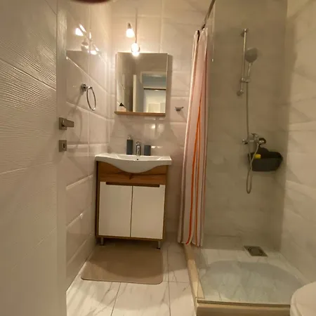 And Radivojevic Apartman *